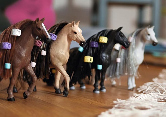 Schleich Horse Club Sofia's Beauties English Thoroughbred Mare Playset - Realistic Toy Figure with Brushable Hair and Accessories, Fun and Imaginative Play for Boys and Girls, Gift for Kids Ages 5+